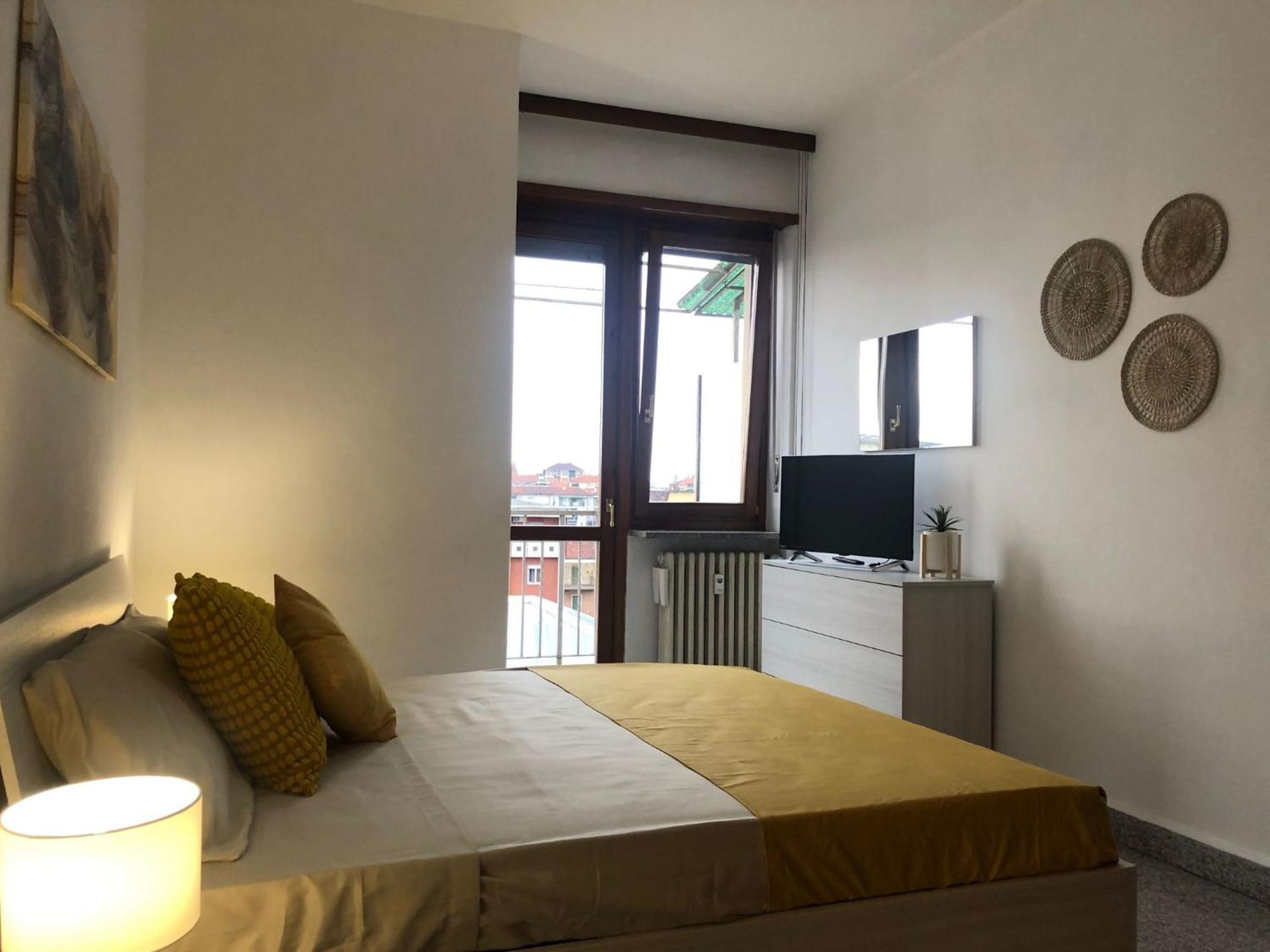 Apartamento Metro Molinette Panoramico Con 6 Posti Letto Turín Exterior foto